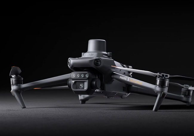 Máy bay không người lái DJI Mavic 3 Multispectral (Mavic 3M) - được tích hợp Module RTK.