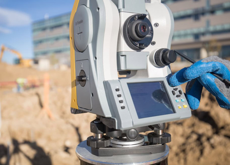 Máy toàn đạc điện tử Trimble C5