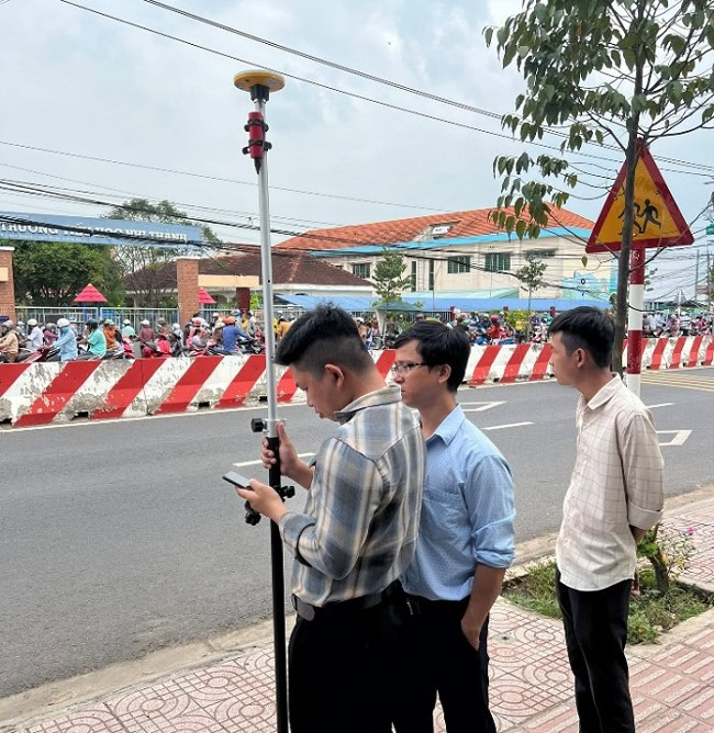 Sử dụng công nghệ RTK để cập nhật bản đồ địa chính