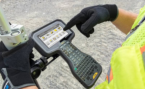 Bộ điều khiển Trimble TSC5.