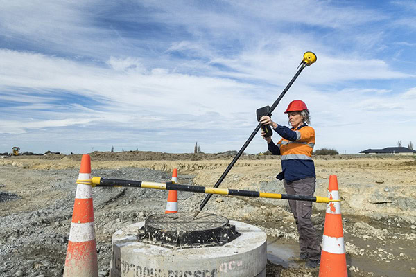 Máy Định Vị GNSS Trimble R780