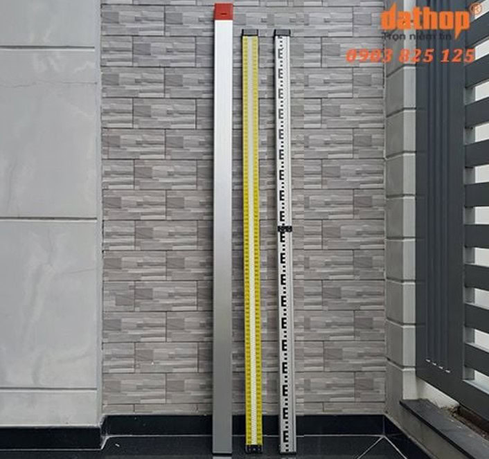 Lựa chọn chân, mia khi sử dụng máy thủy bình