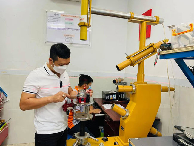 Máy cân bằng laser bị hư, sửa ở đâu nhanh, chất lượng?