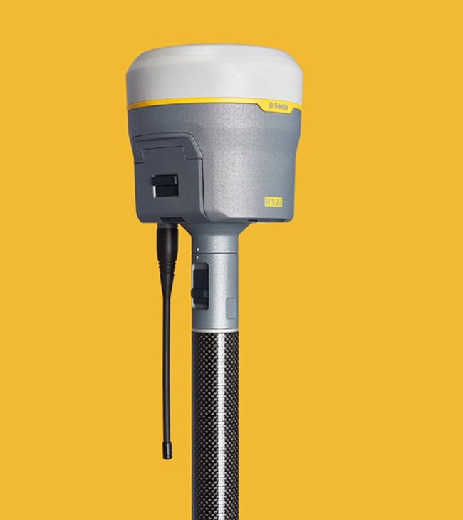 Máy định vị vệ tinh Trimble R12i có khả năng bù nghiêng mạnh mẽ dựa trên bộ quán tính IMU.