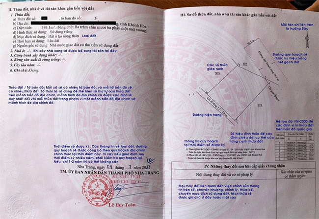 Minh họa giấy chứng nhận quyền sử dụng đất.