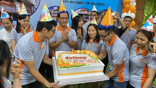 chúc mừng sinh nhật đất hợp 19th