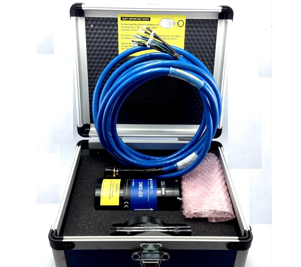 Thiết bị DMS được bảo quản trong hộp đựng chắc chắn, tránh hư hỏng do va đập