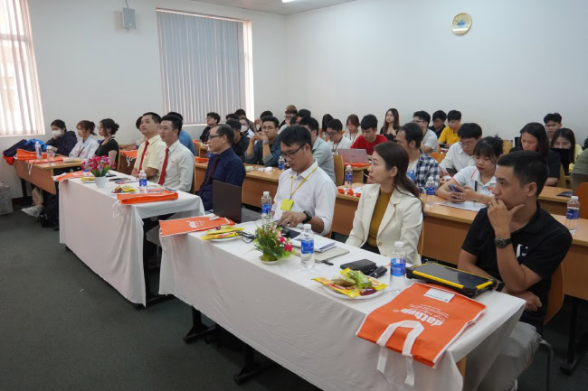 EKTECH tham gia Hội thảo "Các công nghệ mới và ứng dụng BIM trong quản lý dự án xây dựng" của Trường Đại học Quốc tế