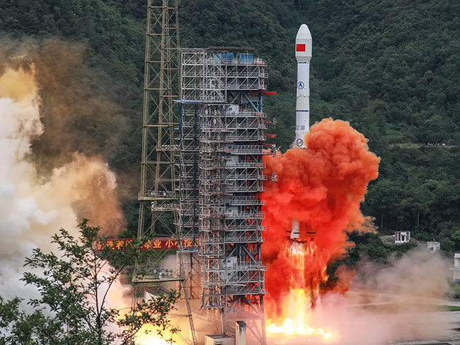 Khoảnh khắc Trung Quốc phóng vệ tinh cuối cùng của hệ thống vệ tinh BeiDou.