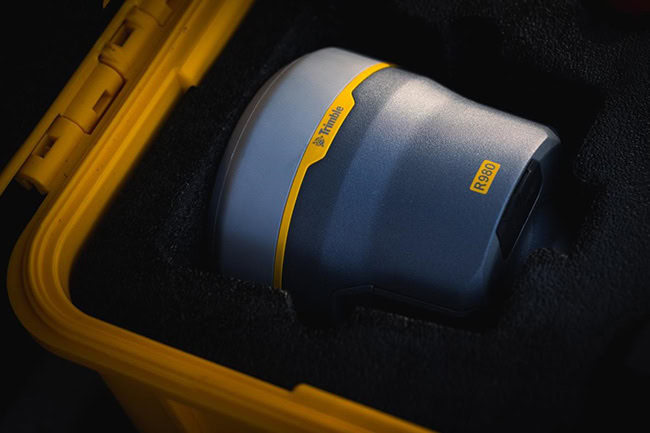 Máy Định Vị GNSS RTK Trimble R980