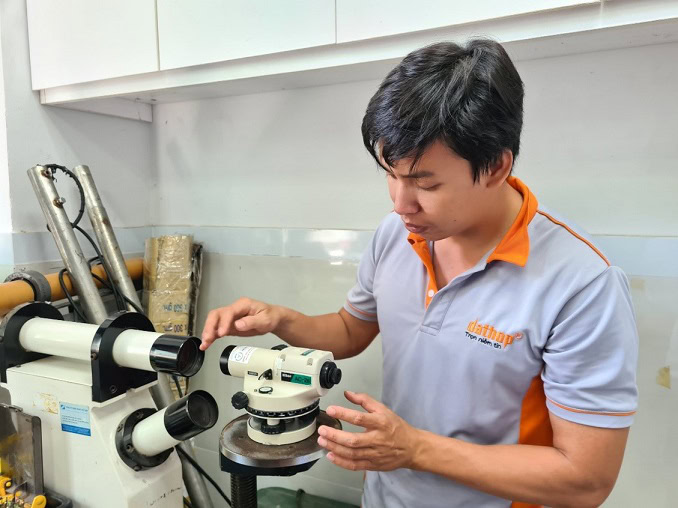 Sửa máy thủy bình uy tín - Trimble, Leica, Topcon, Nikon…