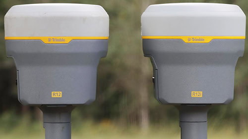 Trimble R12/R12i