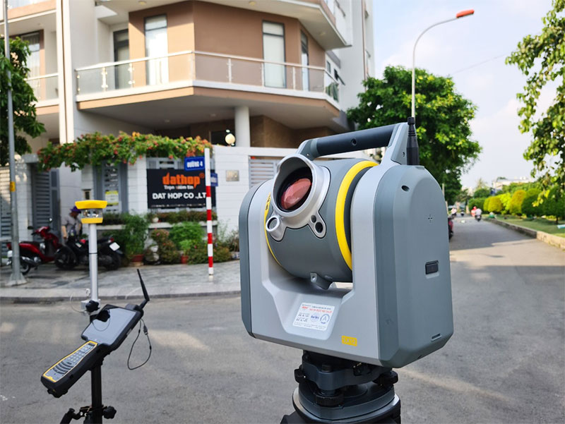 EKTECH chuyển giao Máy toàn đạc quét laser 3D Trimble SX12 đầu tiên tại Việt Nam