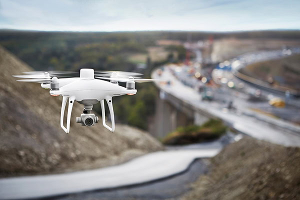 Drone khảo sát địa hình được sử dụng nhiều nhất - Phantom 4 RTK