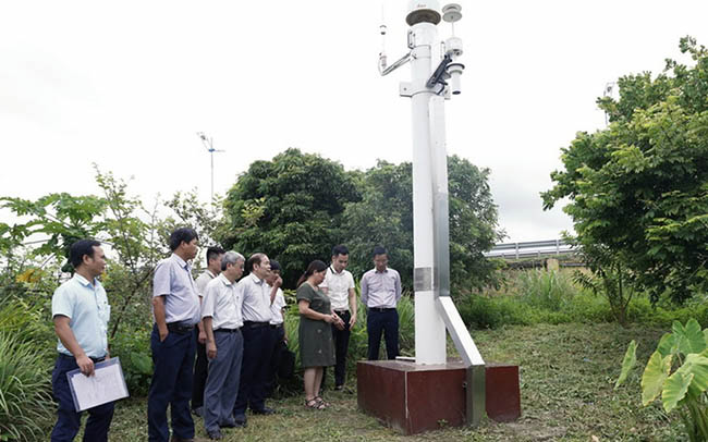 Dự án xây dựng mạng lưới trạm định vị vệ tinh quốc gia VNGEONET được phê duyệt vào tháng 10/2015.