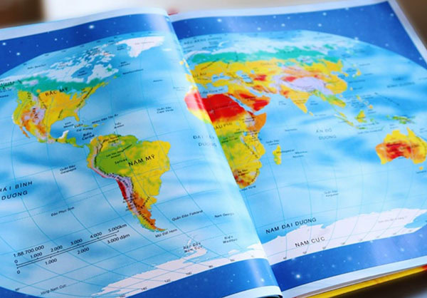 Hệ thống thông tin địa lý GIS được ví như là một tập Atlas nhiều trang.