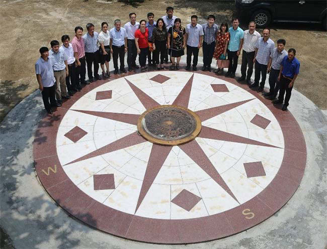Mốc độ cao quốc gia Hòn Dấu - Hải Phòng tại Việt Nam.