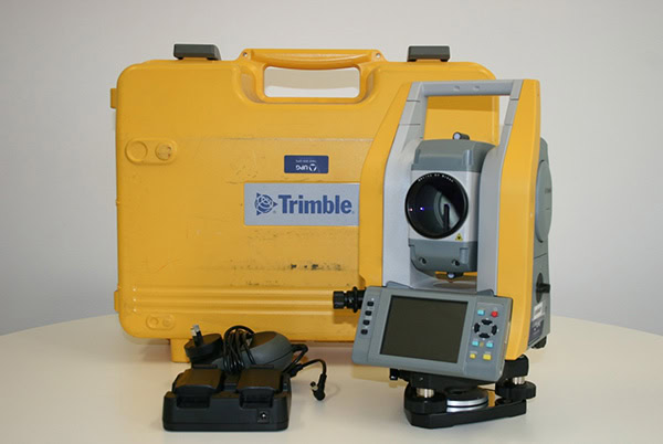 Trimble C5 giúp bạn an tâm đo đạc, nâng cao hiệu suất và hiệu quả công việc.
