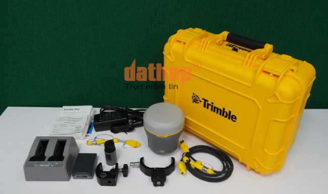 Trimble R12