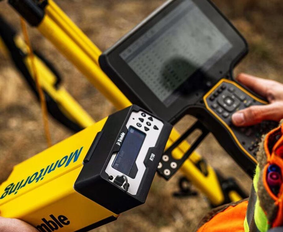 Máy Định Vị GNSS RTK Trimble R750 MON