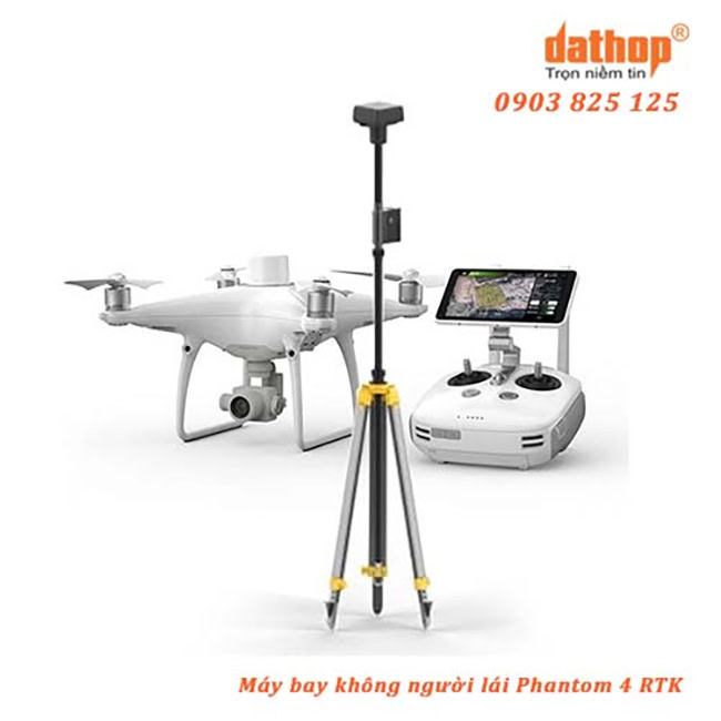Với trạm di động D-RTK 2, Phantom 4 RTK hỗ trợ thu thập tọa độ chính xác đến centimet.